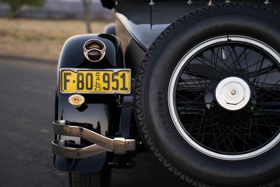 Детали экстерьера Lincoln Model L Roadster by Brunn 1925 года  (фото 23 из 29)